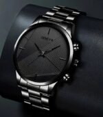 Stylish Men's Quartz Watch with Stainless Steel Strap – Perfect Business Accessory and Gift for Birthdays - Image 4