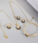 "5-Piece Vintage Jewelry Set 18k gold – Elegant Zinc Alloy with Synthetic Zirconia, Perfect Gift for Any Occasion"