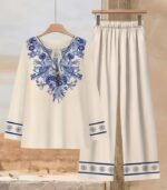 Women’s Elegant Floral Print Two-Piece Set – Long Sleeve Blouse with Wide-Leg Pants, Stylish and Comfortable Outfit for All Seasons Made from Soft Polyester Fabric