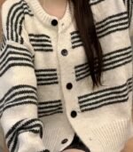 Women's Oversized Vintage Sweater – Soft Beige & Black Striped Cardigan with Round Neck, Relaxed Fit, All-Season Cozy Pullover - Image 3