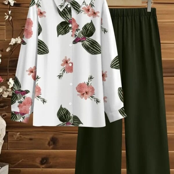 Women’s Chic Plant Print Two-Piece Set – Long-Sleeve Blouse with Solid Trousers, Elegant and Comfortable Outfit for Spring and Autumn